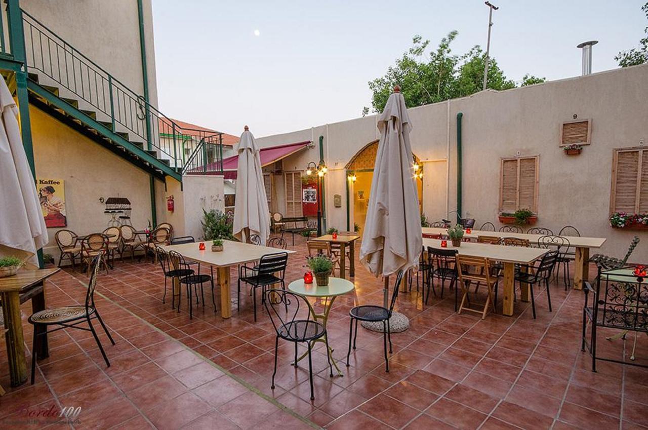 Zimer Baronita Zikhron Ya'akov Exterior foto